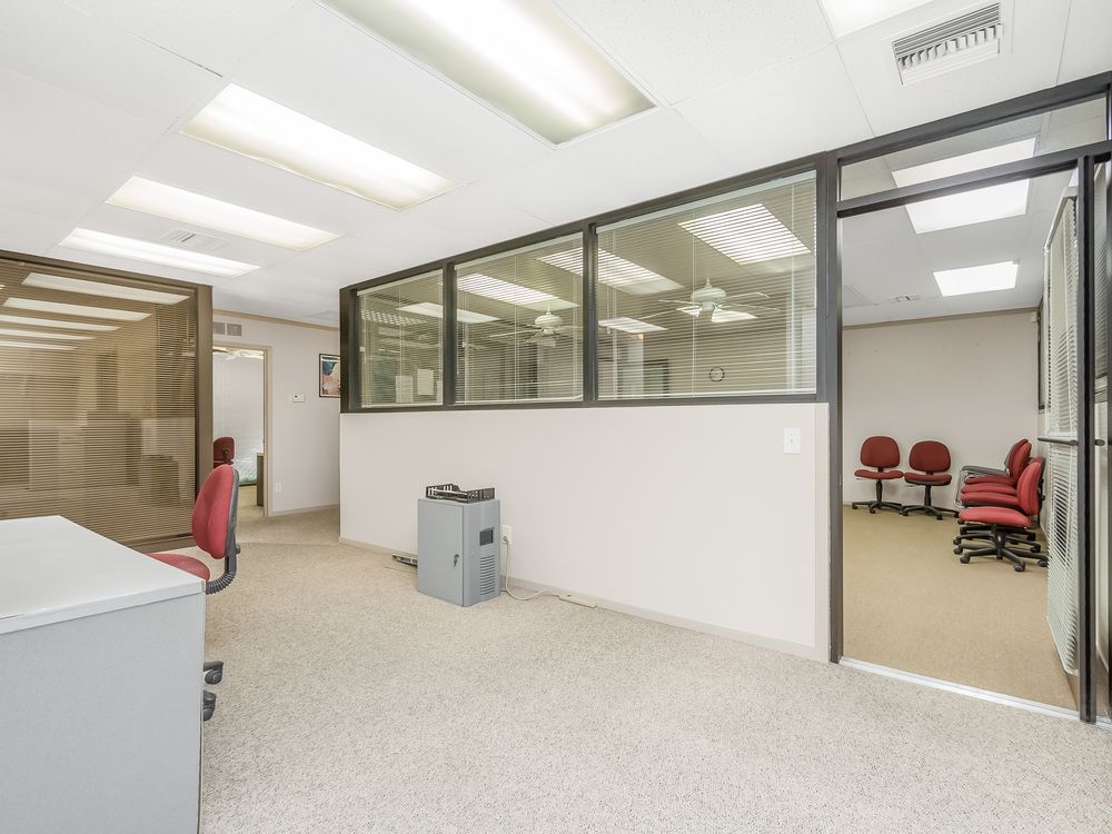Professional Office Space Located Off Shaw Ave: 1241 E Shaw Ave, Fresno, CA 93710